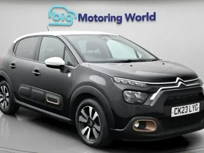 Begagnad Citroën C3 PureTech 83 HK (61 kW) 2023 Svart Halvkombi