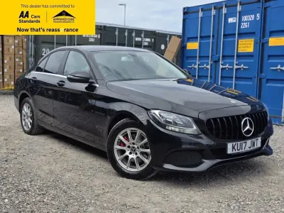 Usado Mercedes C220 SE 170 CV (125 kW) 2017 Negro Berlina