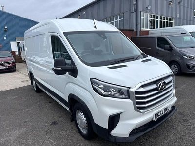 Maxus V90