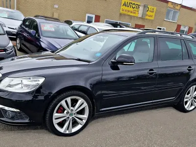 Used Skoda Octavia vRS 200 HP (147 kW) 2012 Black Estate