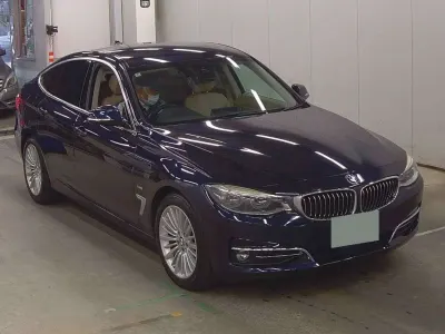 Begagnad BMW 320 Gran Turismo Luxury Line 2016 Blå Halvkombi