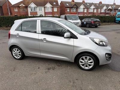 Used Kia Picanto 68 HP (50 kW) 2013 Silver Hatchback