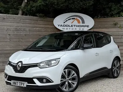 Used Renault Scénic III Dynamique 2017 MPV