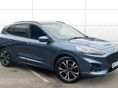 Begagnad Ford Kuga ST-Line X 150 HK (110 kW) 2023 Blå SUV