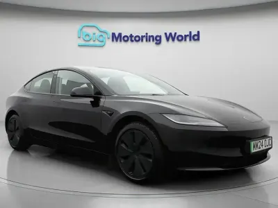 Używany Tesla Model 3 RWD 152 kW (208 KM) 2024 Sedan/Limuzyna