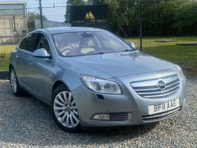 Used Vauxhall Insignia Elite 160 HP (117 kW) 2011 Silver Hatchback