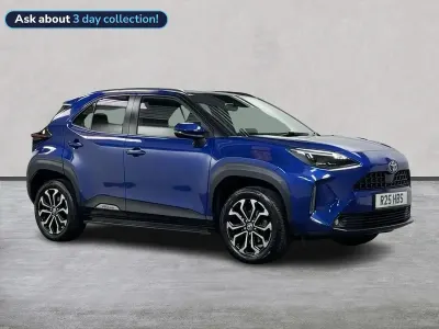 Used Toyota Yaris Hybrid Design 2023 Blue Estate