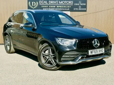 Usado Mercedes GLC220 AMG line 194 HP (142 kW) 2019 Preto Carrinha