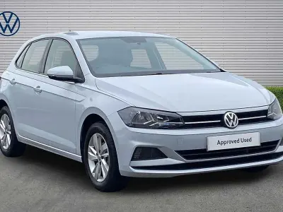 Used VW Polo SE 95 HP (69 kW) 2019 Silver Hatchback