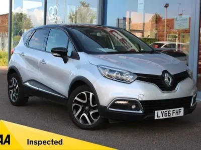 Used Renault Captur Dynamique 90 HP (66 kW) 2016 Silver SUV