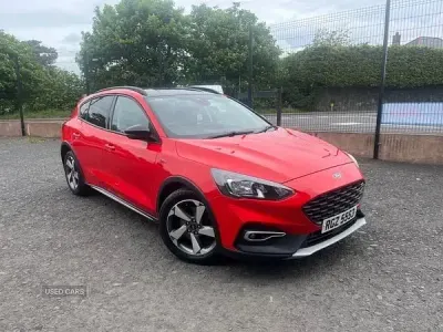Usado Ford Focus Active 120 HP (88 kW) 2020 Vermelho Citadino