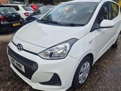 White Used 2017 Hyundai i10 SE Hatchback | £5,395 (Fair price)
