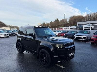 Black Used 2025 Land Rover Defender S Hatchback | £57,500 (Good price)