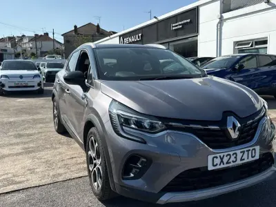 Used Renault Captur Techno 142 HP (104 kW) 2023 Grey  SUV