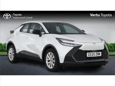 Used Toyota C-HR 138 HP (101 kW) 2025 White SUV