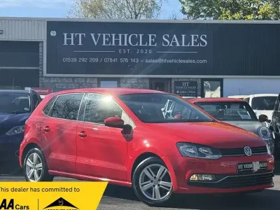 Used VW Polo Match 60 HP (44 kW) 2016 Red Hatchback