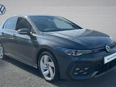 Begagnad VW Golf VIII GTE 272 HK (200 kW) 2025 Grå Halvkombi
