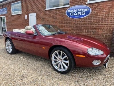 Jaguar XK8