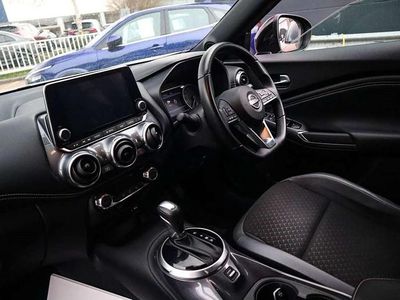 Gebraucht Nissan Juke N-Connecta 143 PS (105 kW) 2022 Grau SUV
