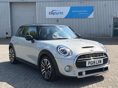 Usado Mini Cooper S Exclusive 192 HP (141 kW) 2019 Prateado Citadino
