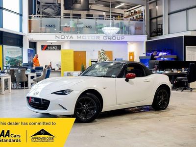 Used Mazda MX5 131 HP (96 kW) 2017 White Cabriolet