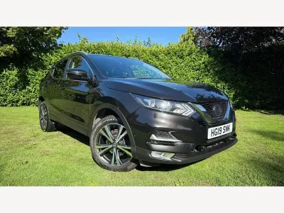 Used Nissan Qashqai N-Connecta 115 HP (84 kW) 2019 Black SUV