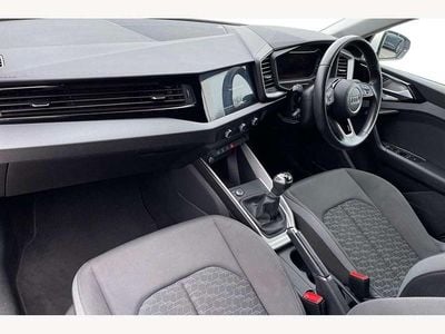 Used Audi A1 Sport 110 HP (80 kW) 2022 Shell white SUV