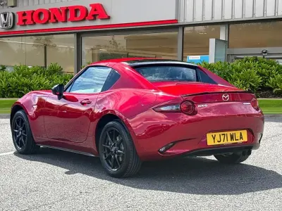 Używany Mazda MX5 2021 Czerwony Kabriolet