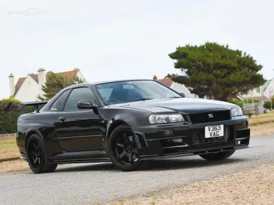 Used Nissan Skyline GT 280 HP (205 kW) 2025 Black Coupe