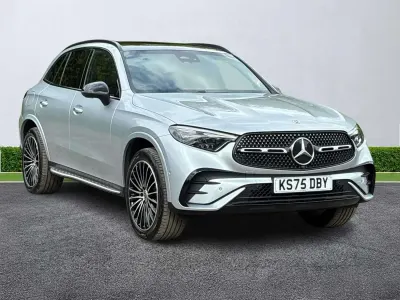 Second-hand Mercedes GLC300e AMG line 2025 Argintiu Break
