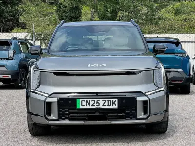 Used Kia EV9 GT-Line S 278 kW (378 HP) 2025 Grey SUV