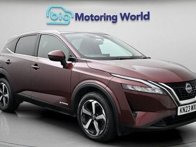Begagnad Nissan Qashqai N-Connecta 190 HK (139 kW) 2023 Röd SUV