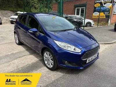 Used Ford Fiesta Zetec 100 HP (73 kW) 2015 Blue Hatchback