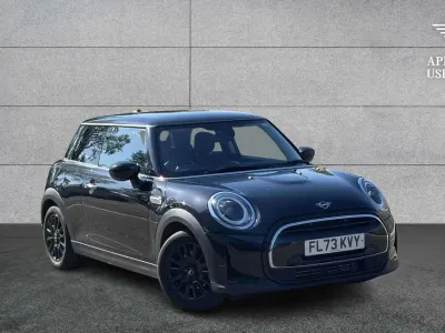 Used Mini Cooper Classic 134 HP (98 kW) 2023 Black Hatchback
