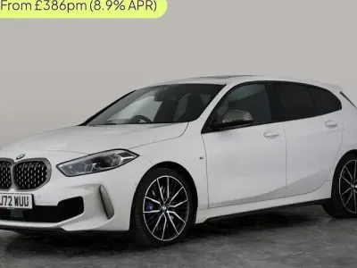 Begagnad BMW M135 M Sport 306 HK (225 kW) 2024 Halvkombi