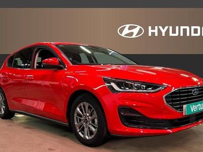 Used Ford Focus Titanium 125 HP (91 kW) 2022 Red Hatchback