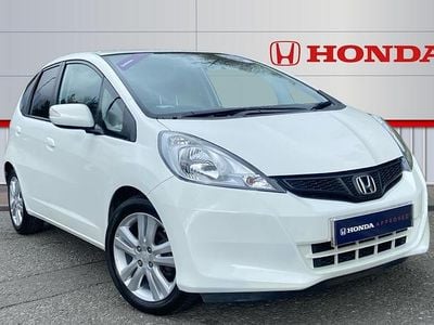 Used Honda Jazz ES 100 HP (73 kW) 2015 Hatchback