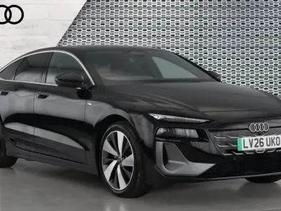 New Audi A6 e-tron S-Line 210 kW (286 HP) 2026 Black Estate