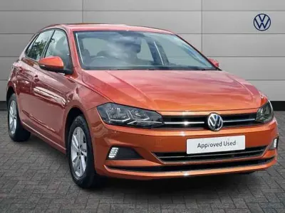 Used VW Polo SE 95 HP (69 kW) 2019 Orange Hatchback