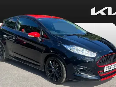 Used Ford Fiesta Zetec 140 HP (102 kW) 2016 Black Hatchback