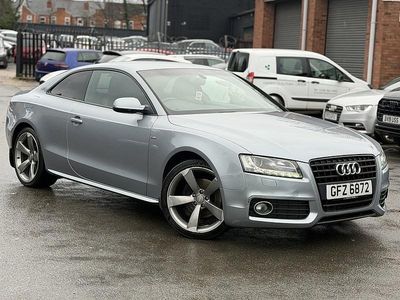 Used Audi A5 Black Edition 160 HP (117 kW) 2011 Silver Coupe