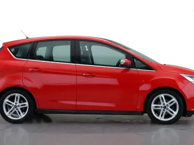 Used Ford C-MAX Titanium X 120 HP (88 kW) 2018 Red MPV