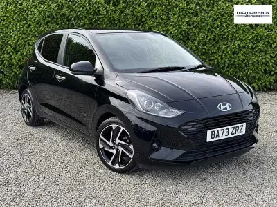 Used Hyundai i10 Premium 67 HP (49 kW) 2023 Black Hatchback