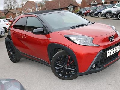 Begagnad Toyota Aygo X Edition 72 HK (52 kW) 2022 Röd SUV