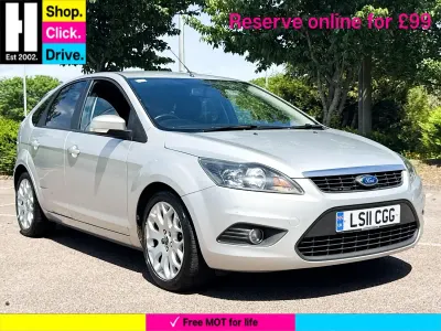 Used Ford Focus Zetec 99 HP (72 kW) 2011 Silver Hatchback