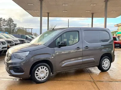 Used Vauxhall Combo S 100 HP (73 kW) 2023 Grey MPV