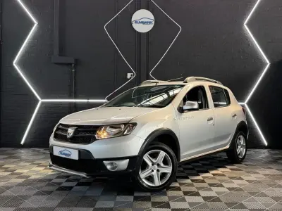 Used Dacia Sandero Ambiance 90 HP (66 kW) 2015 Silver Hatchback
