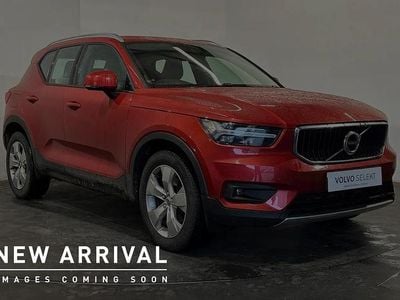 Used Volvo XC40 Momentum 187 HP (137 kW) 2020 Red SUV