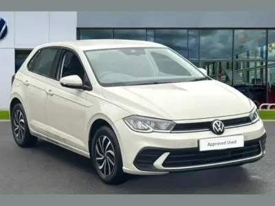 Used VW Polo Life 95 HP (69 kW) 2024 Ascot grey Hatchback