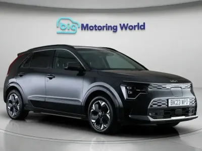 Used Kia e-Niro 147 kW (201 HP) 2023 Grey SUV